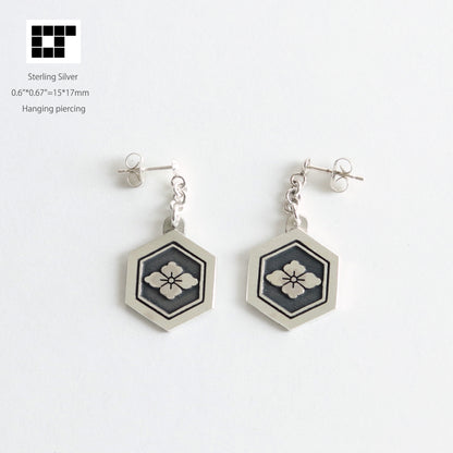 Earrings - Hanabishi in hexagon  - 亀甲に花菱