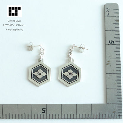 Earrings - Hanabishi in hexagon  - 亀甲に花菱