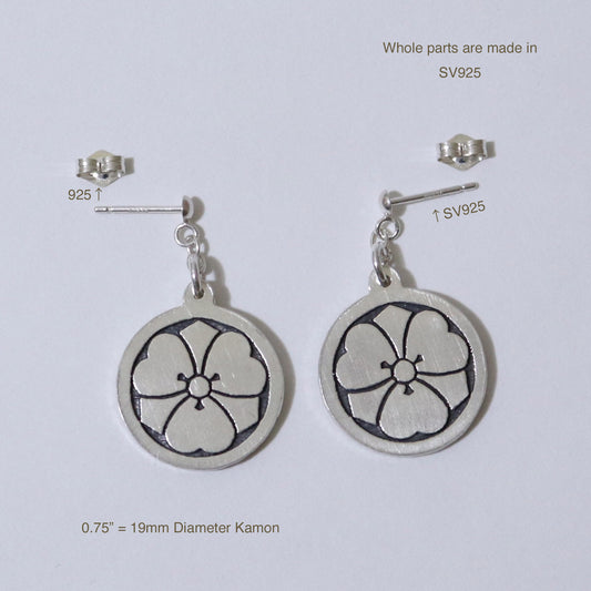 Kamon Earrings - Swords and Wood Sorrels in a circle - Maruni Kenkatabami ：丸に剣片喰