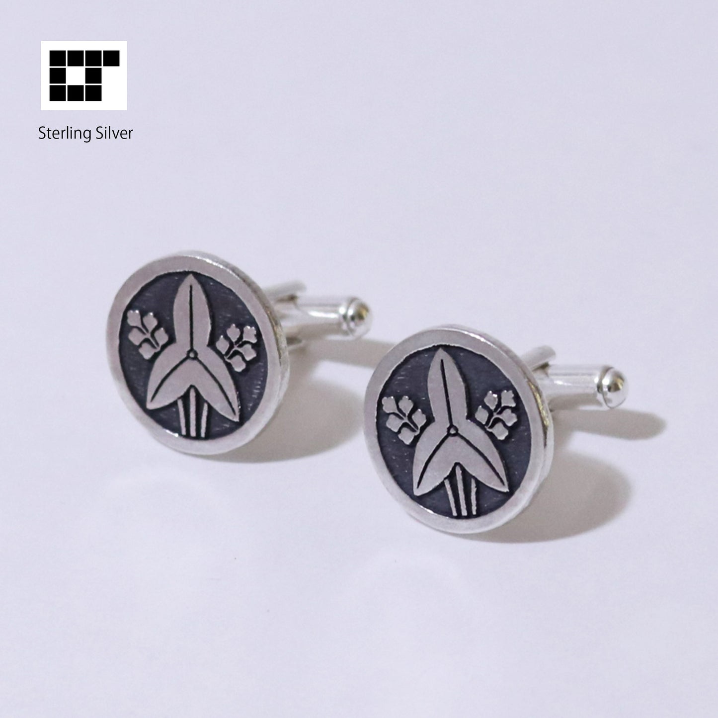 Tie tack -Standing alismatis rhizoma in a circle - 丸に立ち沢瀉