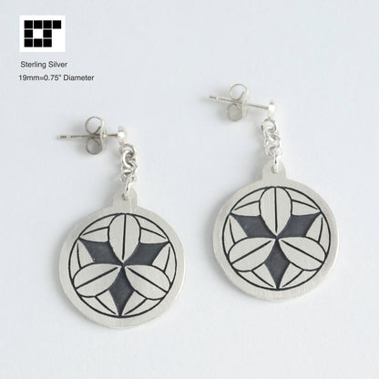 Kamon Earrings - 丸に九枚笹 : Maruni Kyumaizasa