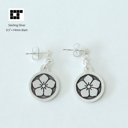 Kamon Earrings - 丸に桔梗 - Maruni Kikyo - A Bellflower in a circle