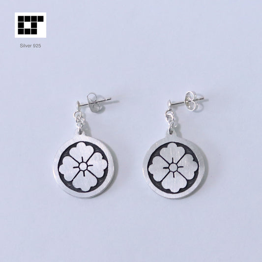 Kamon Earrings - Hanabishi in a circle. - 丸に四方花菱