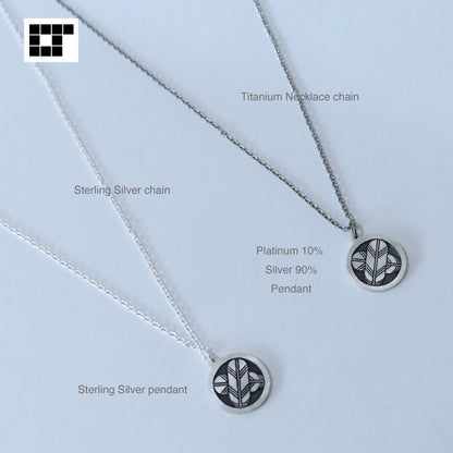 Pendant - Ivy in a circle - 丸に蔦 - Maruni Tsuta