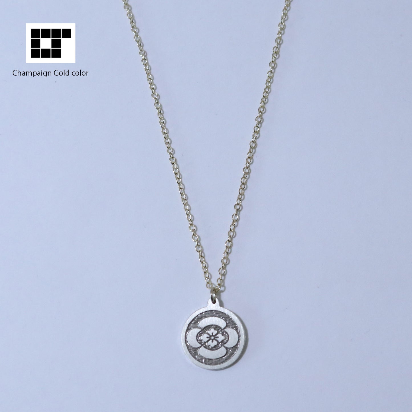 Pendant - Japanese Quince in a circle - Maruni Mokou : 丸に木瓜