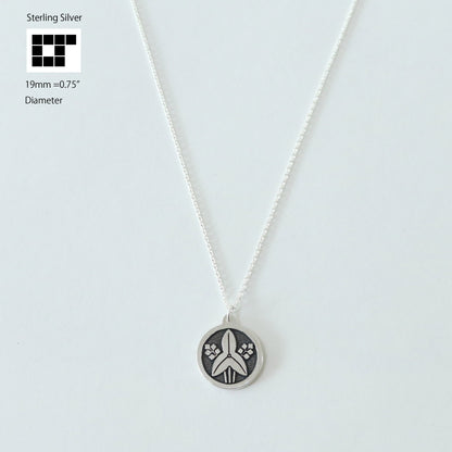 Pendant - Standing alismatis rhizoma in a circle - Maruni Tachi Omodaka: 丸に立ち沢瀉