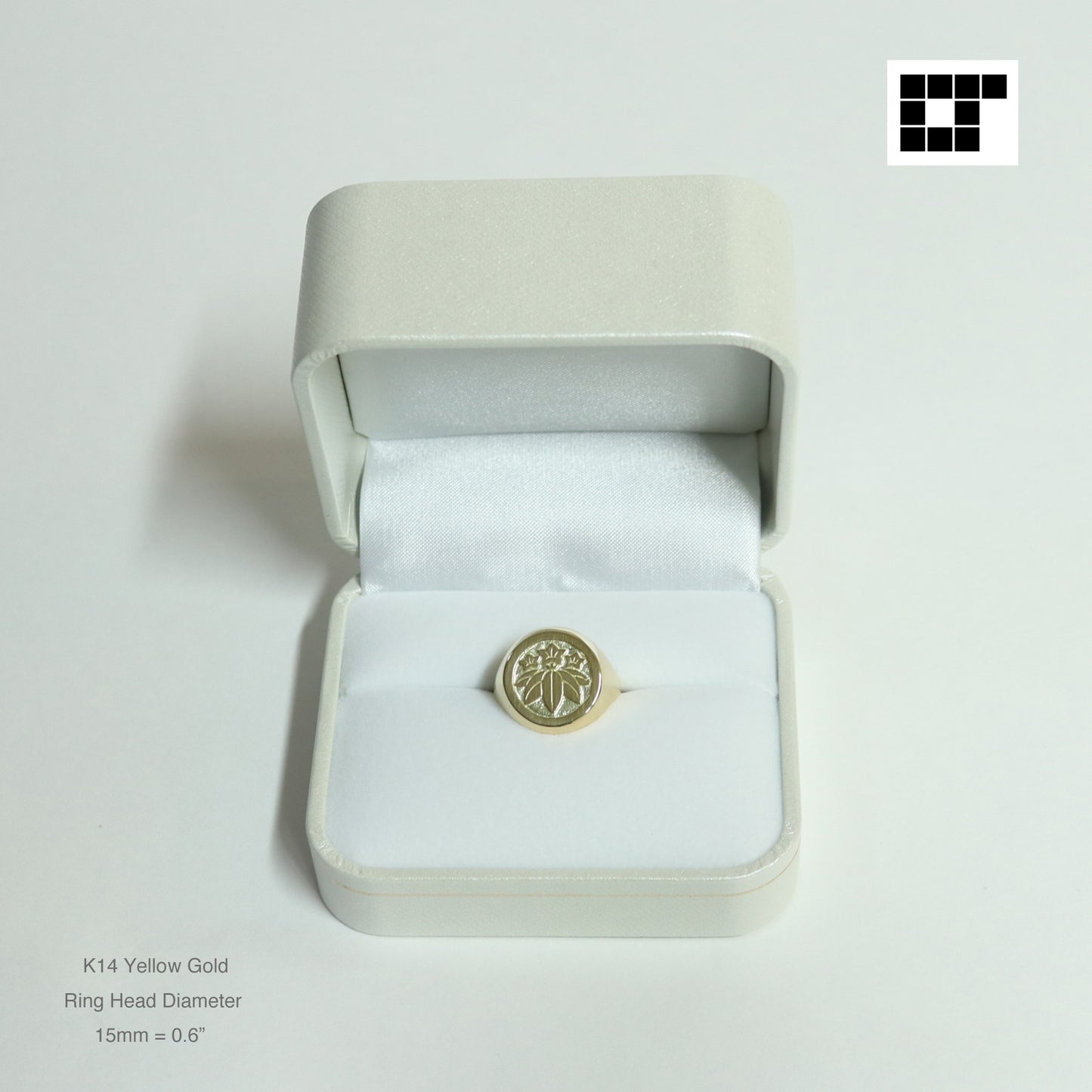 Gold Pendant - Kamon