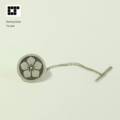 Cufflinks - A Chinese Bellflower in a circle - Maruni kikyou - 丸に桔梗