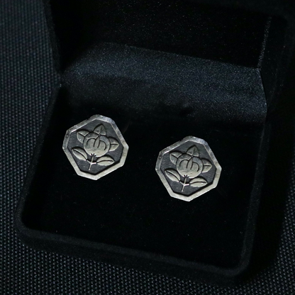 Tie tack - Tachibana in a square trimmed corners -　隅切り角に橘