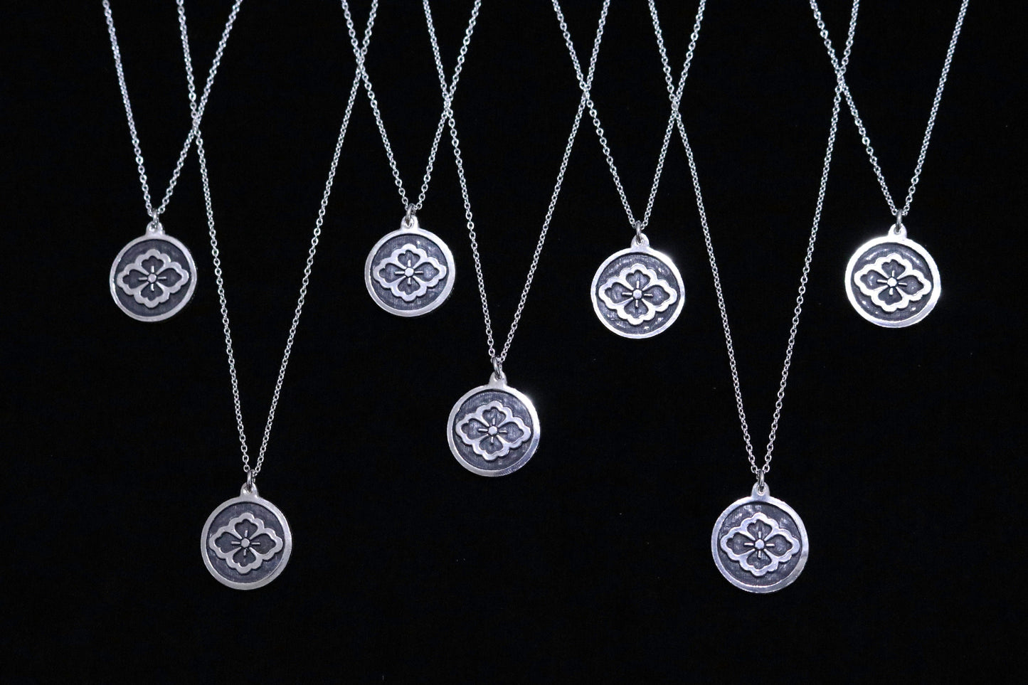Pendant - Chu-in-no Hanabishi in a circle