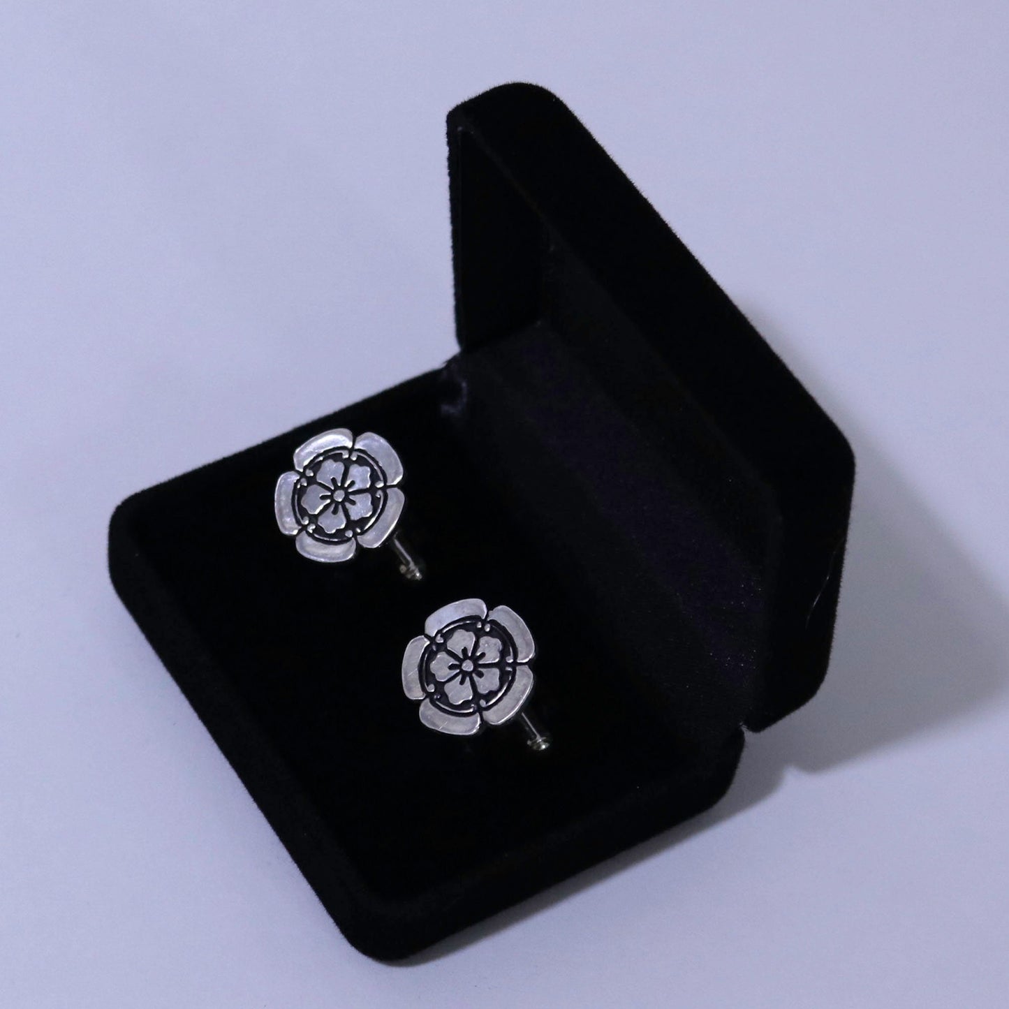 Cufflinks  - Oda Melon - 織田木瓜