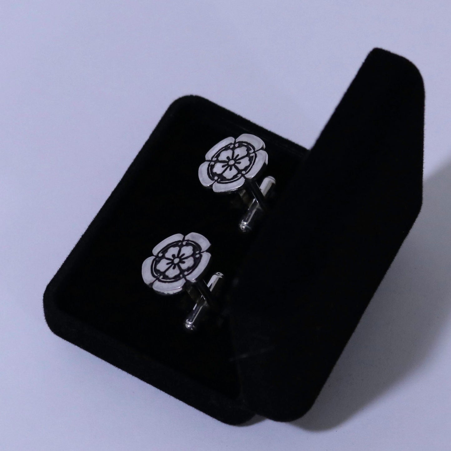 Cufflinks  - Oda Melon - 織田木瓜