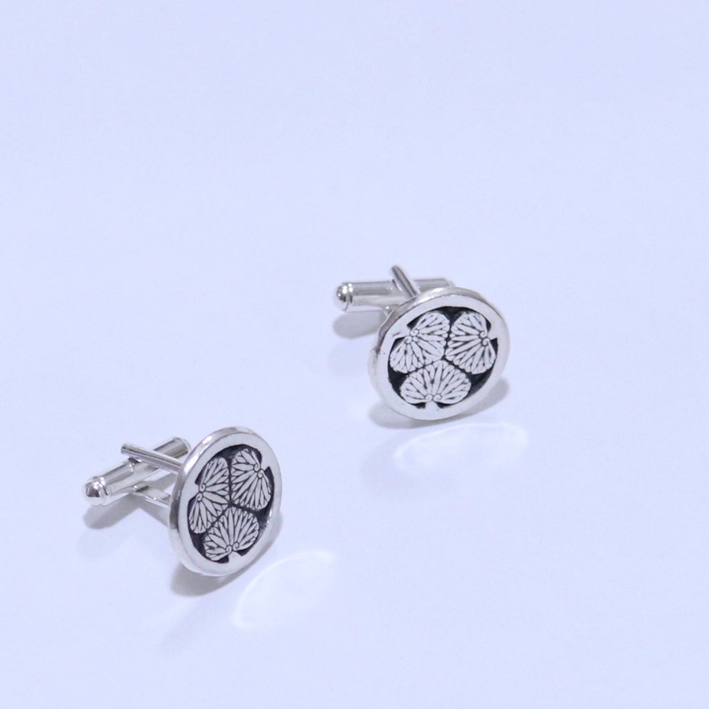 Cufflinks - Tokugawa Mallow  - 徳川葵