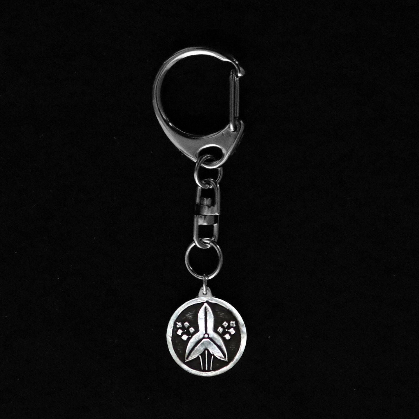 Silver Key holder - Japanese Mon - Maruni Tachi Omodaka