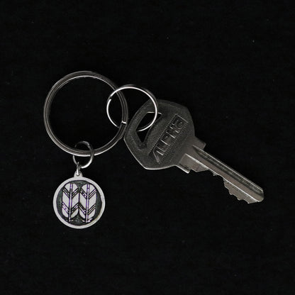 Hawk Feathers in a circle - Japanese Kamon Keyholder - Japanese family crest