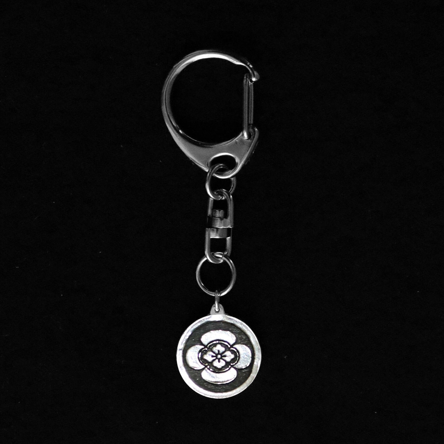 Silver Keyholder - Japanese Kamon - Clan Crest - Japanese Quince in a circle