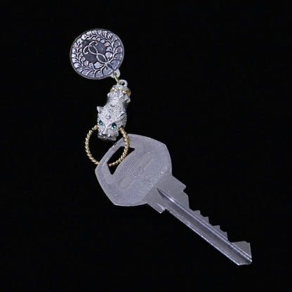 Kamon Jaguar Key accessory -  Rokujo Wisteria in a circle