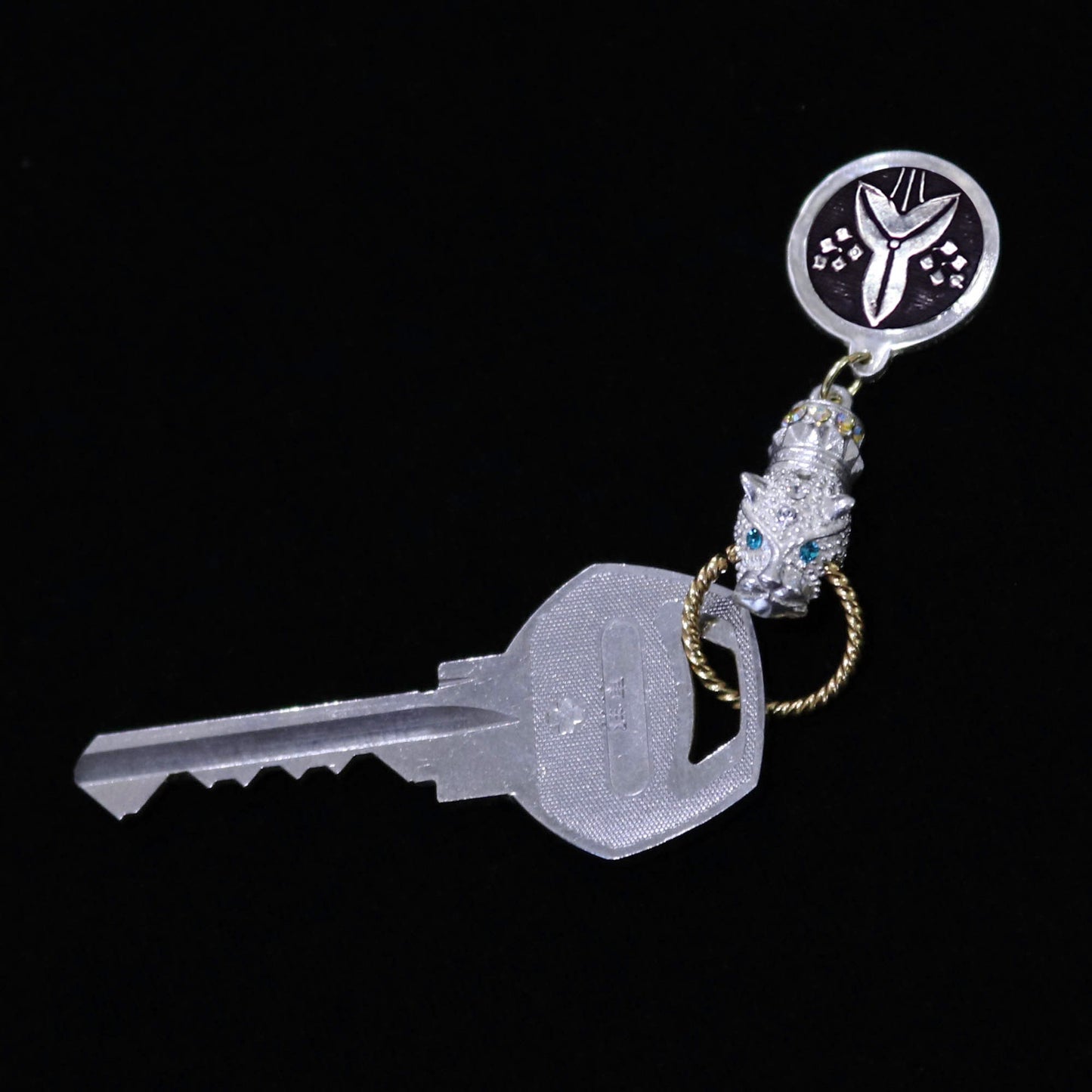 Kamon Jaguar Key accessory -  Japanese Quince in a circle