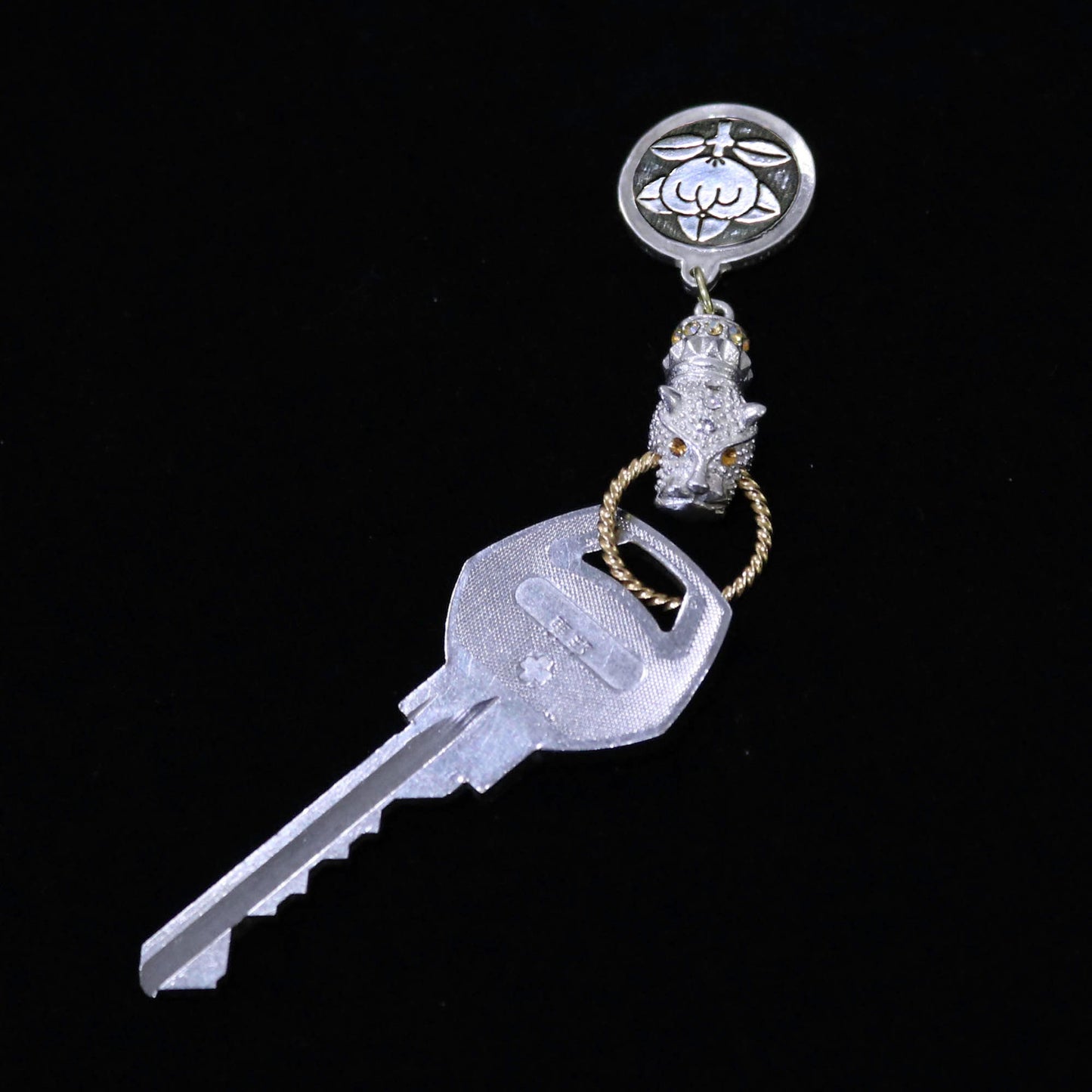 Kamon Jaguar Key accessory -  Mandarine Orange in a circle