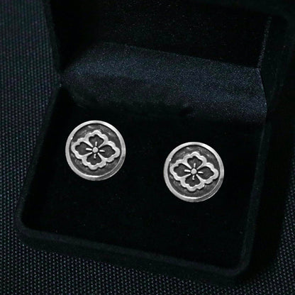 Tie tack - Chu-in-no Hanabishi in a circle - 丸に中陰の花菱