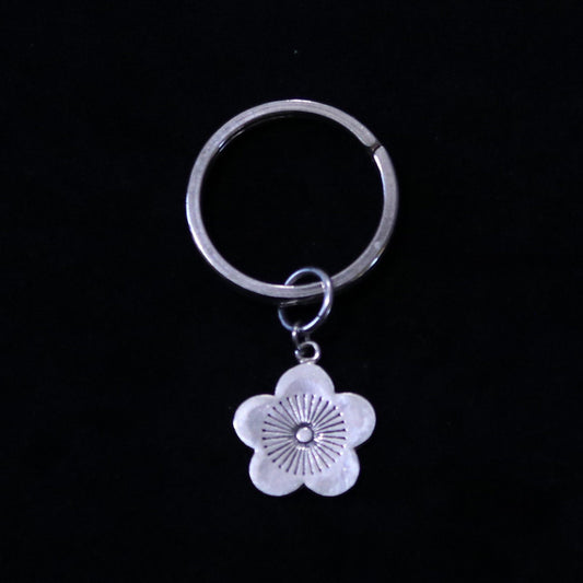 Key chain - Plum -  向こう梅
