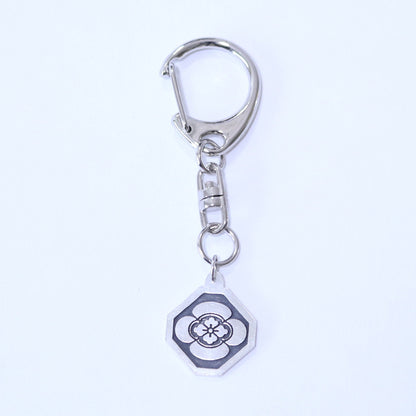 Key chain - Japanese Quince in a square trimmed corners - 隅切り角に木瓜