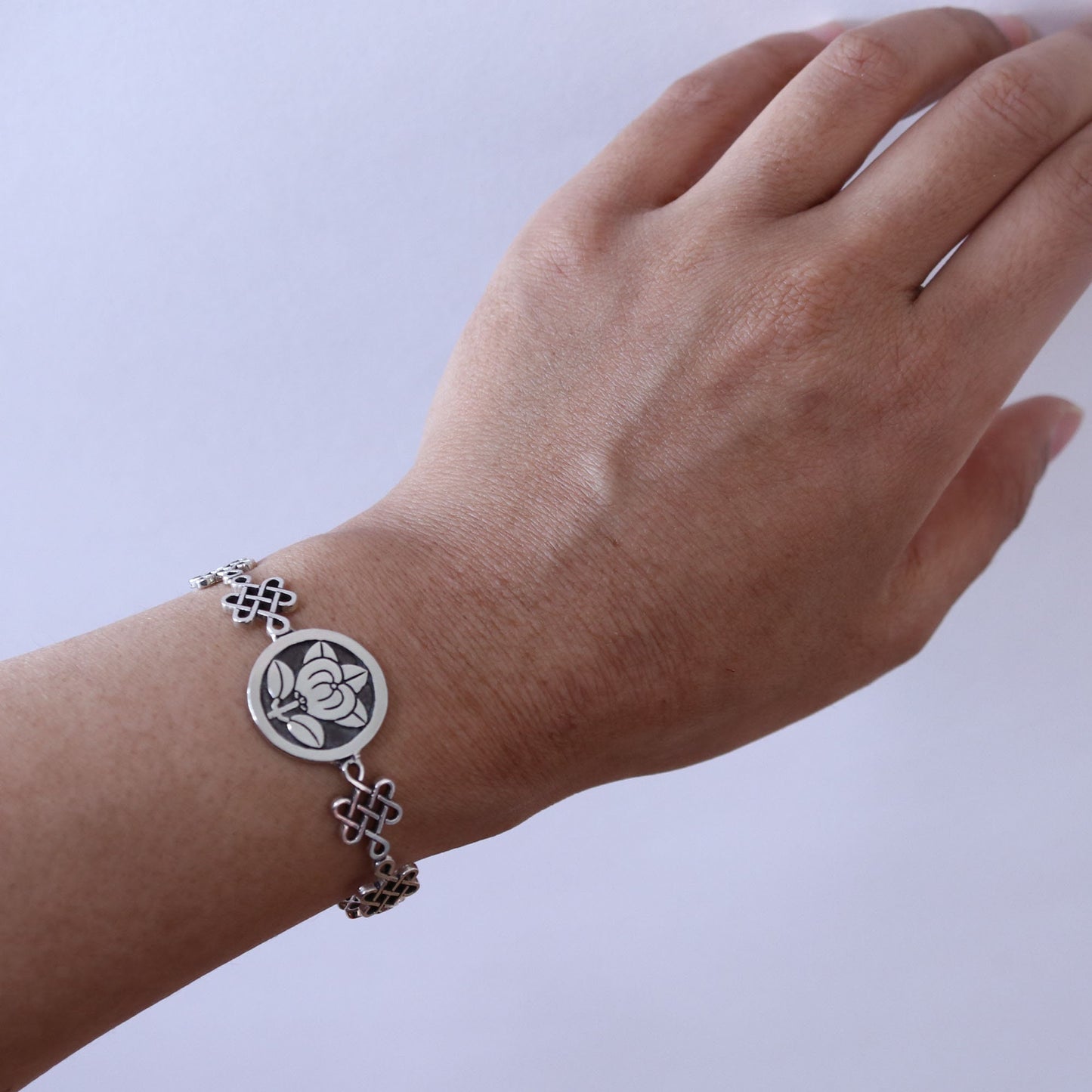 Bangle / Hikone Tachibana / Kamon / Japanese Mon / Sterling Silver