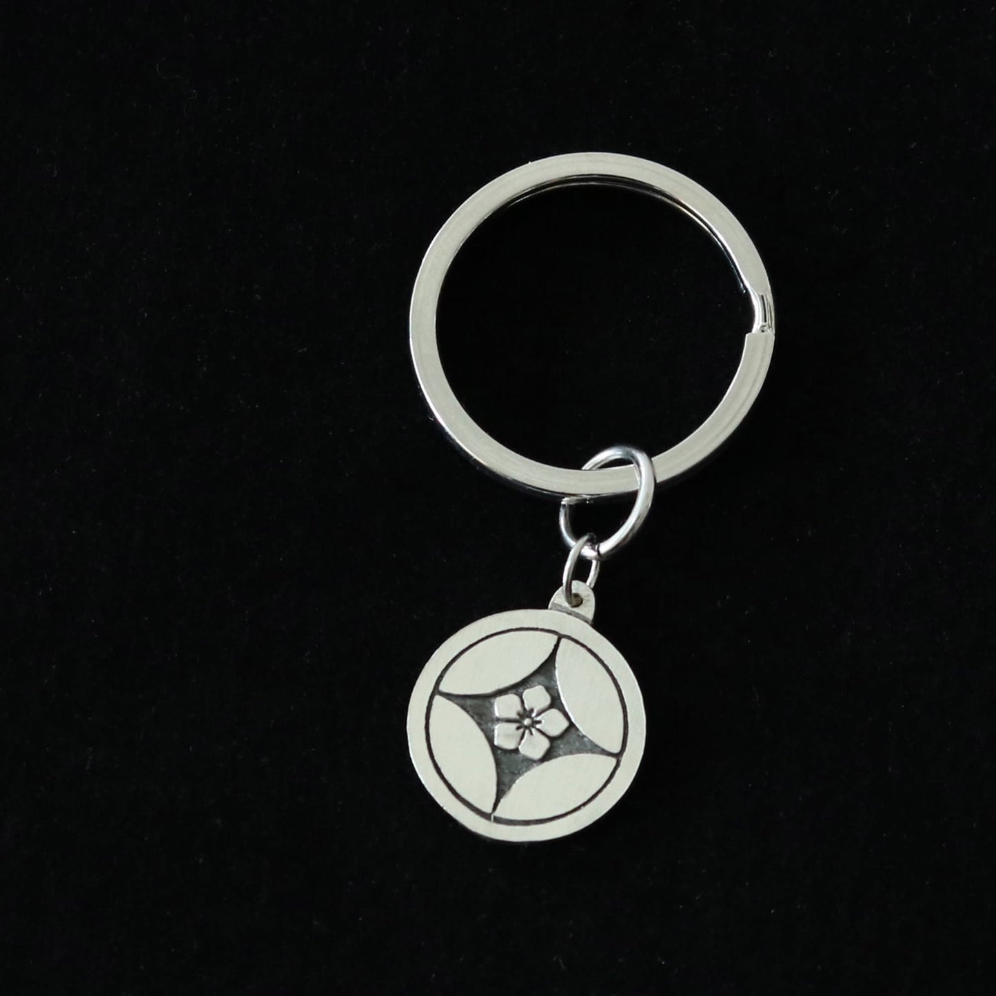 Key chain - Maruni Shippou ni Kikyo - 丸に七宝に桔梗