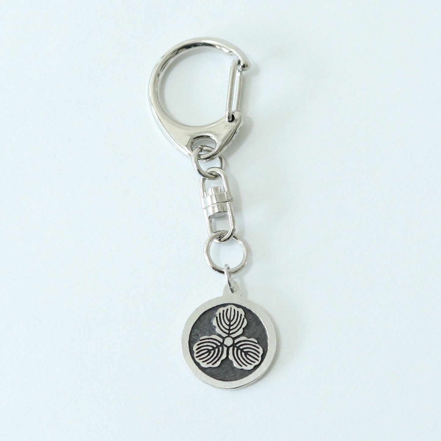 Key chain - Three Oak Leaves in a circle - 丸に三つ柏