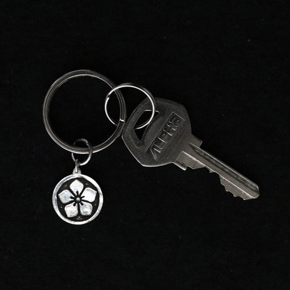 Key chain - Chinese Bellflower in a circle - Maruni Kikyo -  丸に桔梗