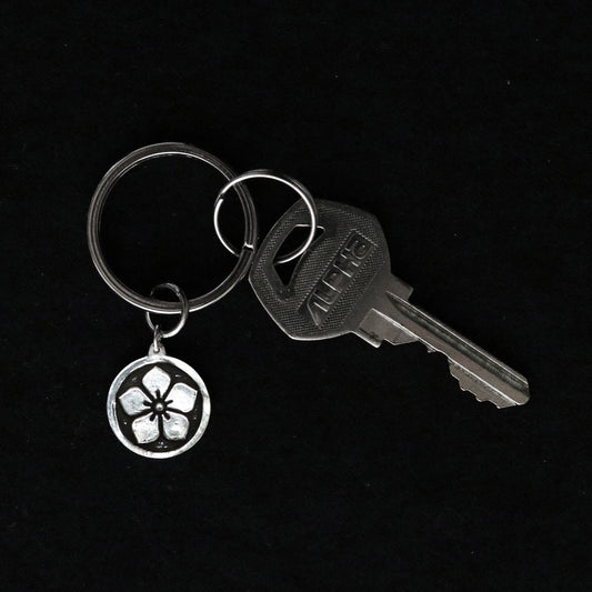 Key chain - Chinese Bellflower in a circle - Maruni Kikyo -  丸に桔梗