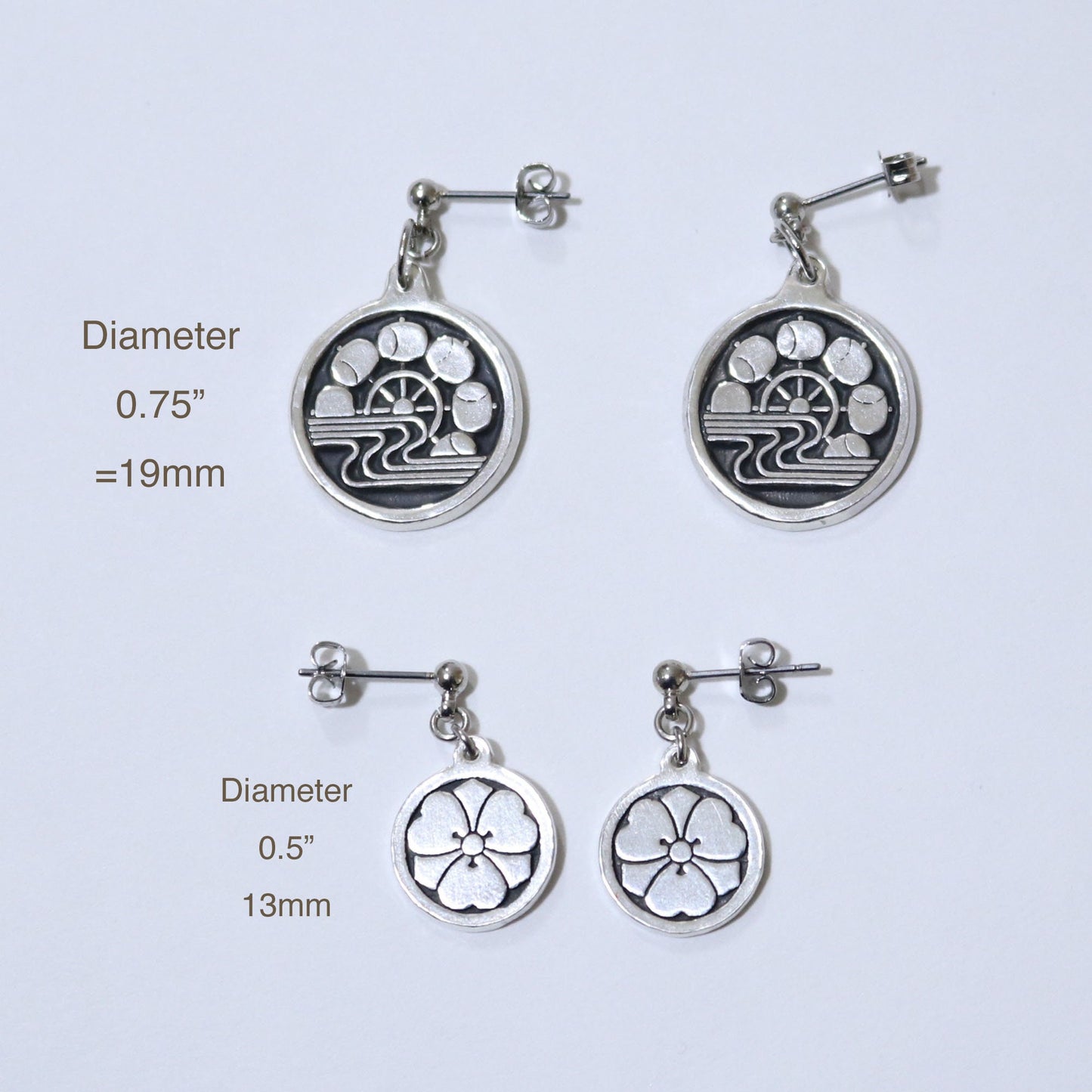 Crane in a circle - Tsuru Maru - Kamon Earrings - Silver Crest