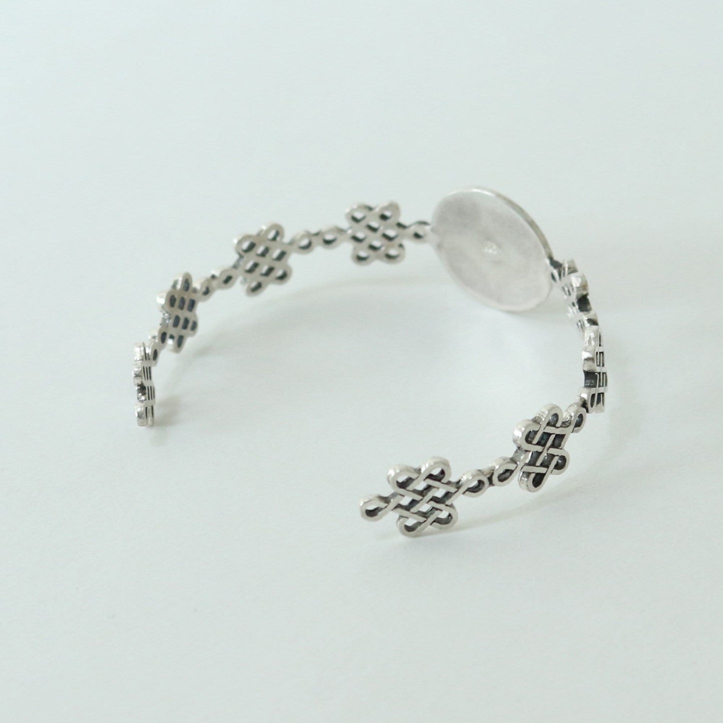 Bangle /Buttefly in a circle / Japanese Clan Crest / Sterling Silver