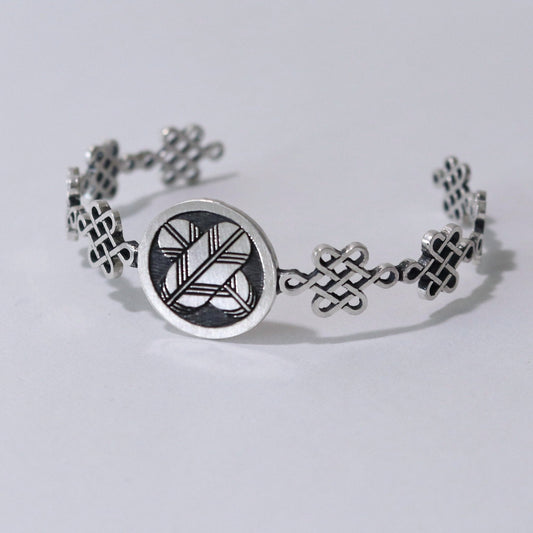 Bangle /Crossing Hawk Feathers in a circle / Kamon / Japanese Mon / Sterling Silver