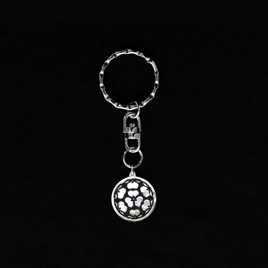 Key chain - Seven wood sorrels - Nanatsu Katabami - ７つ割り片喰