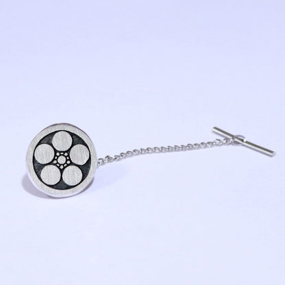 Umebachi - Japanese Clan Crest - Kamon Tie tack/ Lapel pin