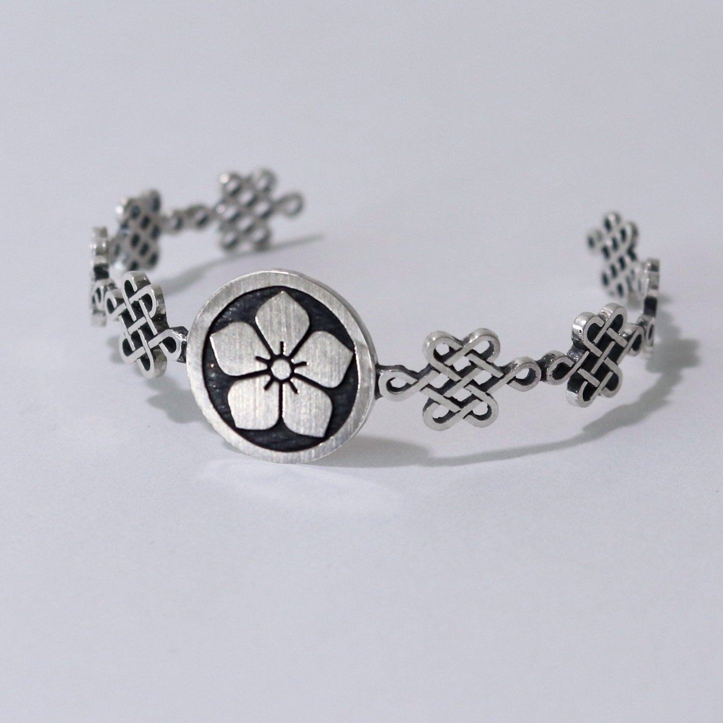 Bangle / Bell Flower in a circle / Kamon / Japanese Mon / Sterling Silver