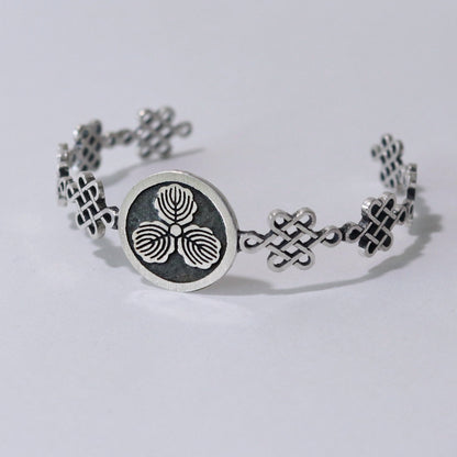 Bangle / Three Oak Leaves in a circle / Maruni Mitsu Kashiwa / Kamon / Japanese Mon / Sterling Silver