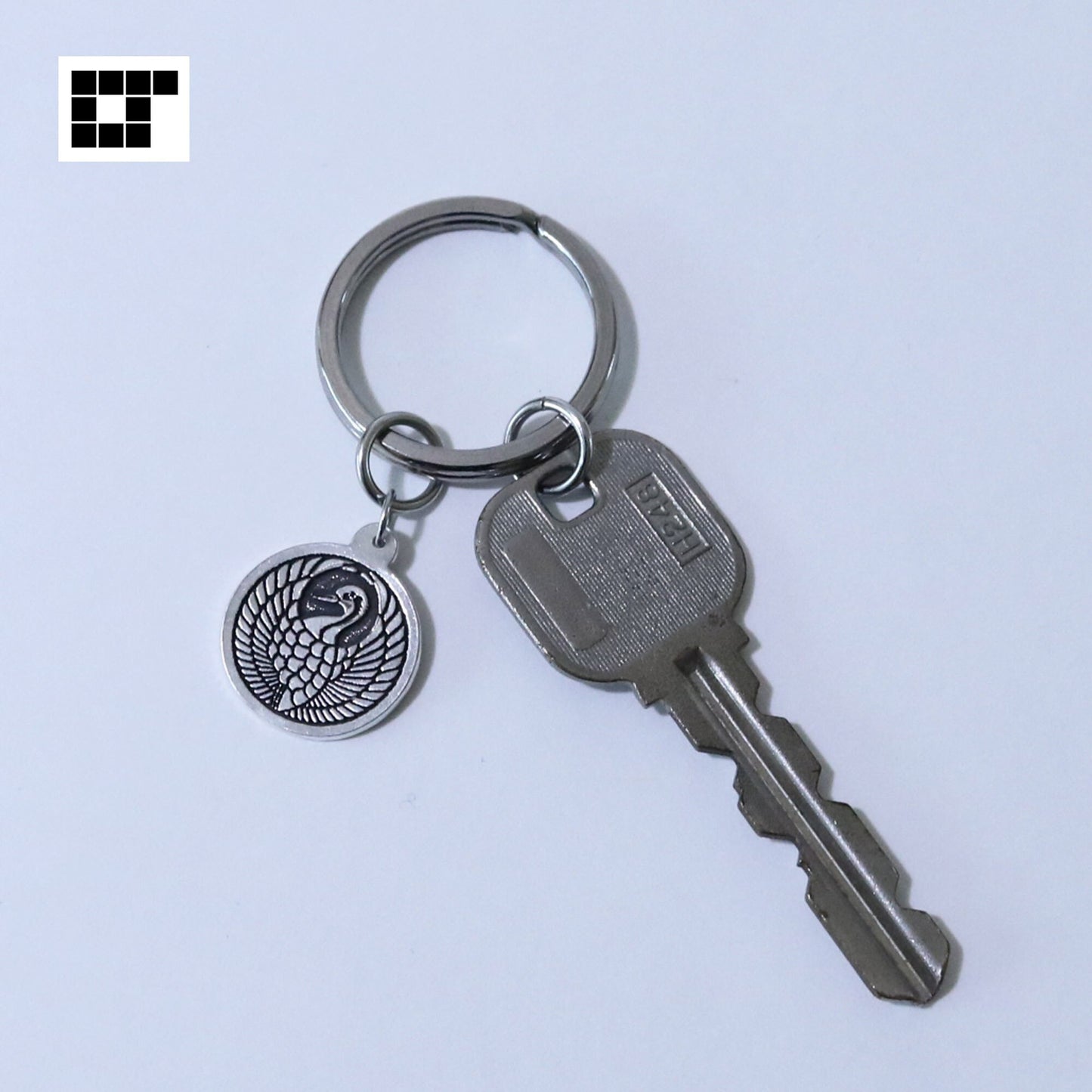 Crane in a circle - TsuruMaru - Key chain - Kamon - Japanese Family Crest