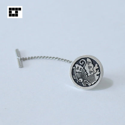 Butterfly in a circle - Japanese Clan Crest - Silver Kamon Tie tack / Lapel pin