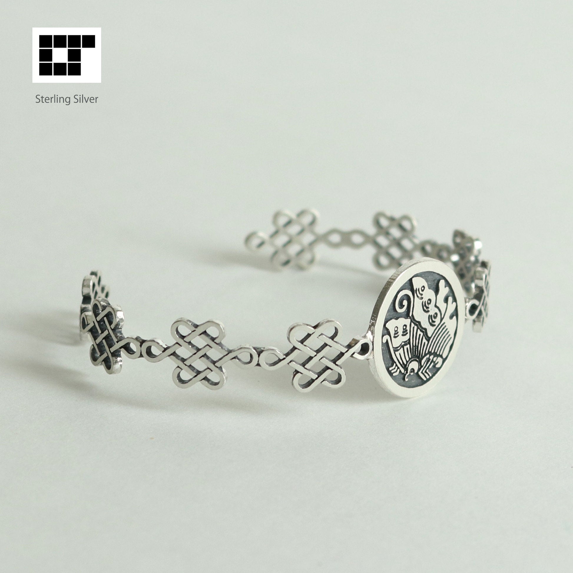 Bangle /Buttefly in a circle / Japanese Clan Crest / Sterling Silver