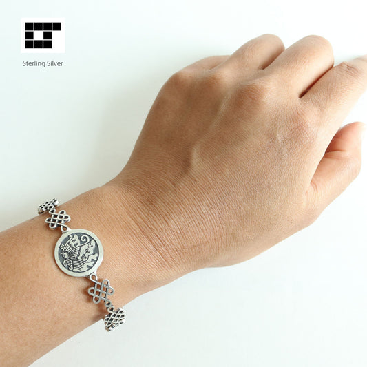 Bangle /Buttefly in a circle / Japanese Clan Crest / Sterling Silver
