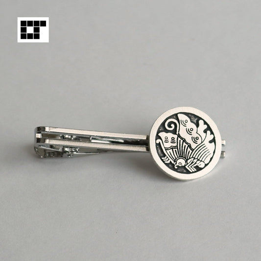 Tie bar - Butterfly in a circle - Japanese Clan Crest