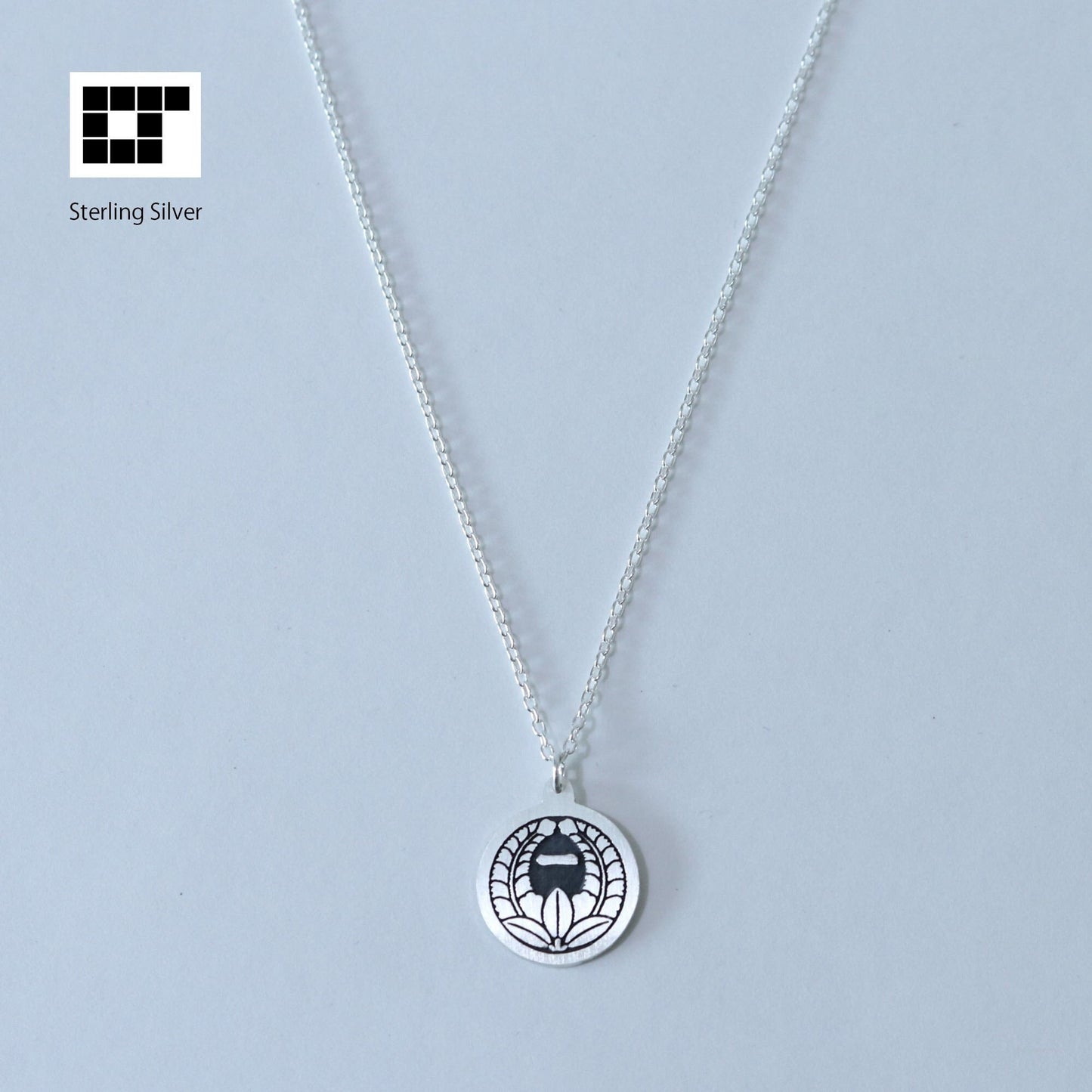 Kanji One in growing up wisteria in a circle - Kamon Necklace - Japanese Clan Crest