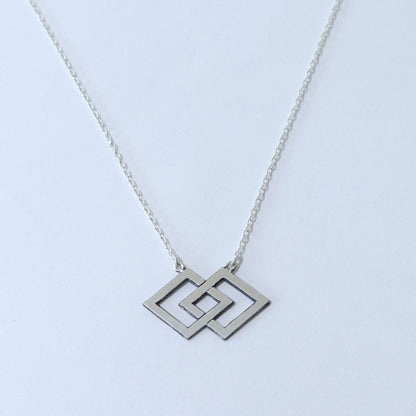 Pendant - Crossing Lozenges - 違い菱