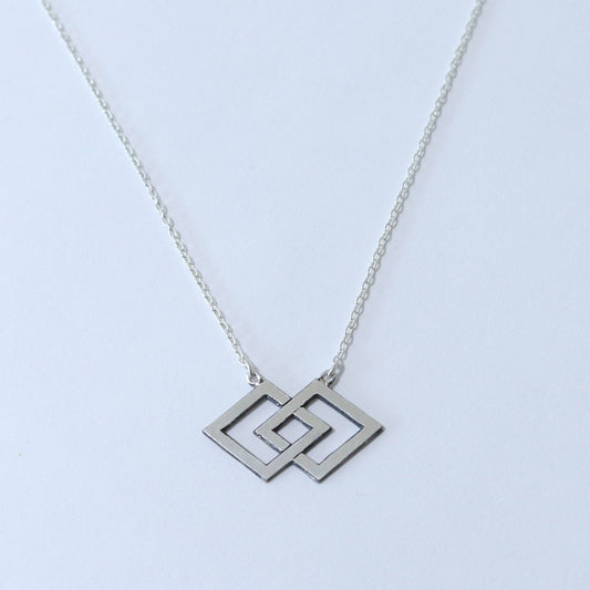 Pendant - Crossing Lozenges - 違い菱