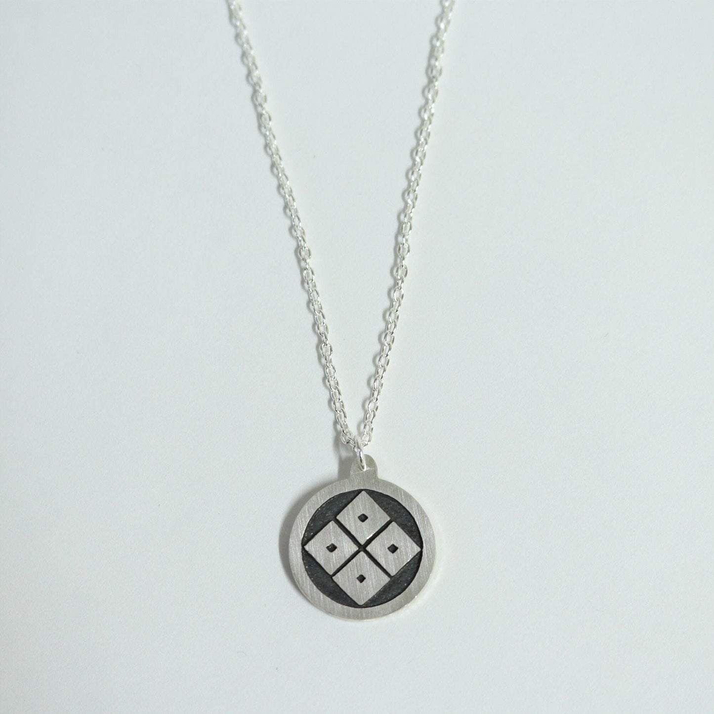 Four eyes in a circle - Kamon Necklace - Japanese Clan Crest