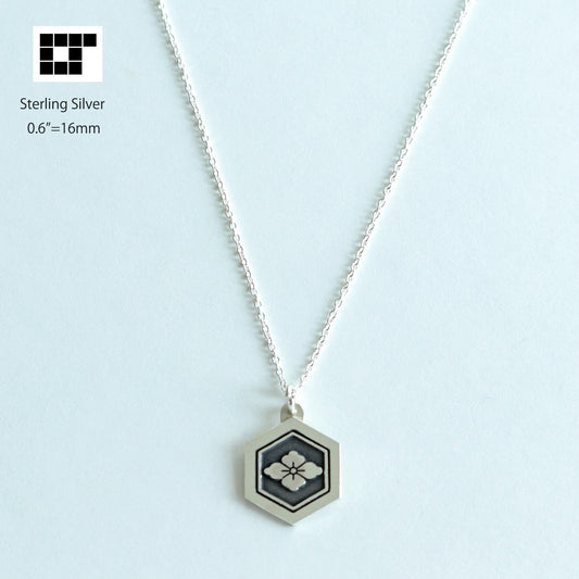 Pendant - Hanabishi in a Hexagon - 亀甲花菱