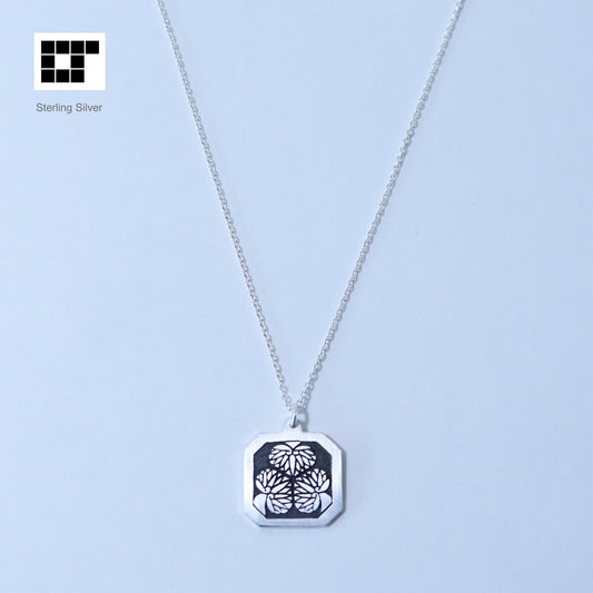 Pendant - Three Mallows in an octagon - 平隅切りミツ葵
