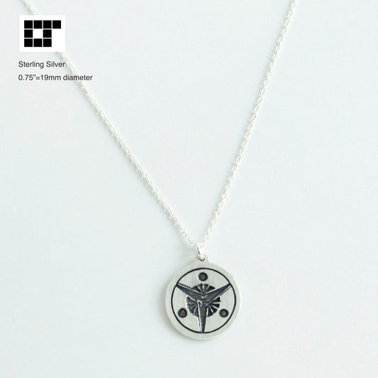Pendant - Three fans having suns in a circle - 丸に日の丸三つ扇 : Maruni Hinomaru Mitsu Ohgi